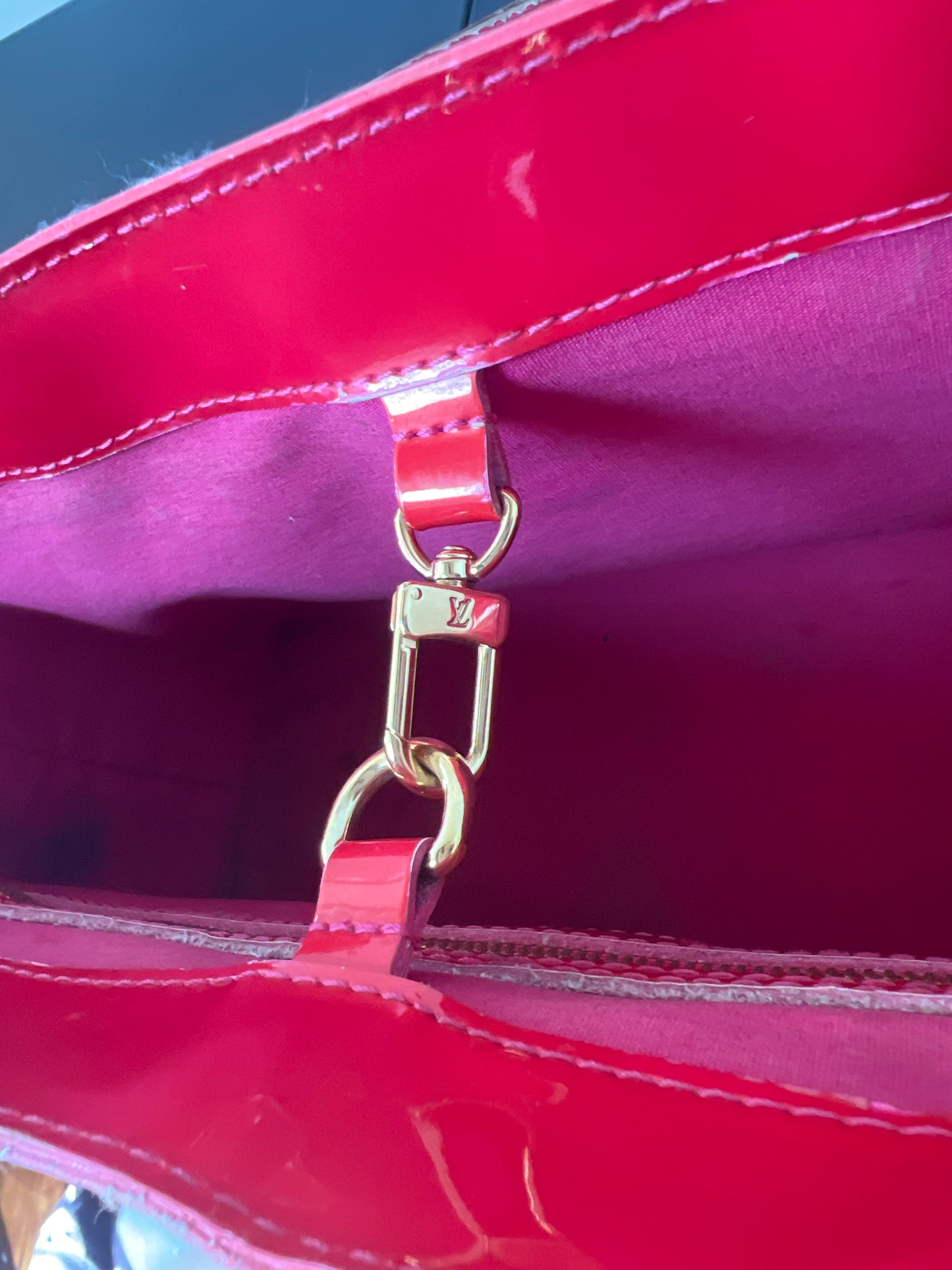 Louis Vuitton Vernis Wilshire PM Handbag