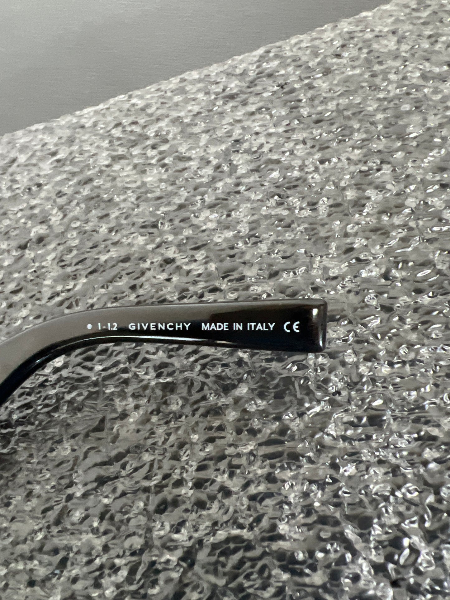 Givenchy GV40011I Sunglasses