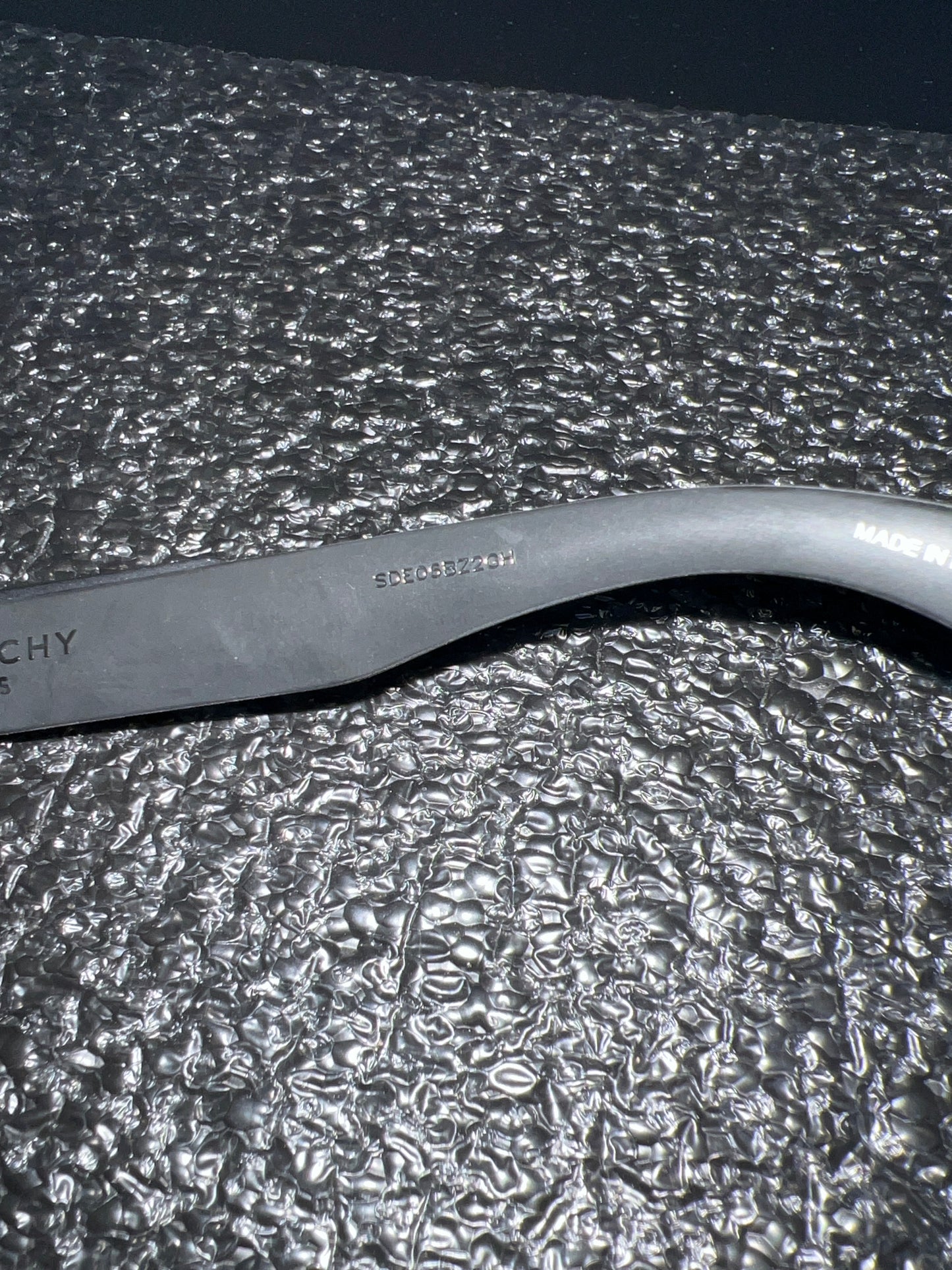Givenchy GV 7017/S Sunglasses